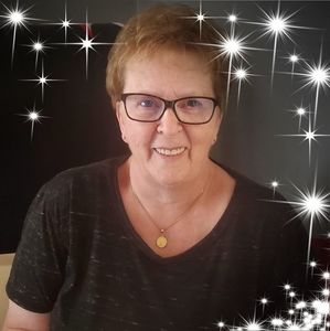 Meet your Posher, Carolyn